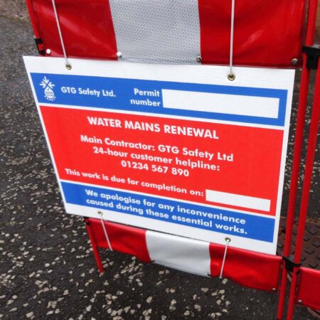 Courtesy Sign (Reflective) with Bungee ties 810x610 Euroflute