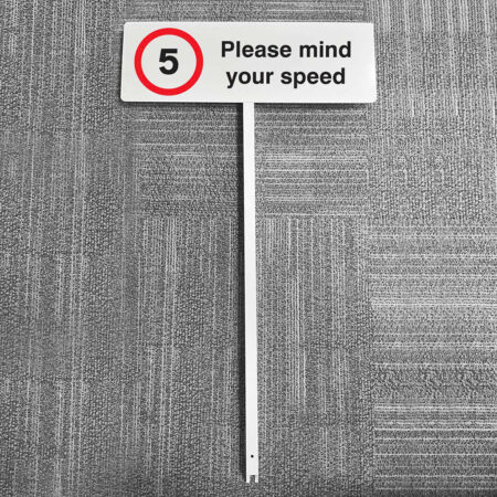 5mph Please mind your speed aluminium verge sign 450x150mm on post 800mm high