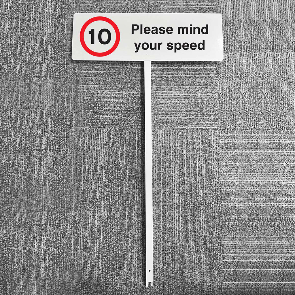 10Mph Please Mind Your Speed Aluminium Verge Sign 450X150Mm On Post 800Mm High 1 10mph please mind your speed aluminium verge sign 450x150mm on post 800mm high