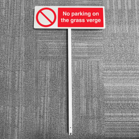 Verge sign - No parking on the grass verge 450x150mm (post 800mm)