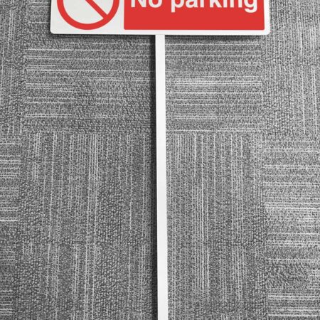 No Parking aluminium verge sign 450x150mm on post 800mm high