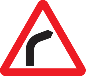 Bend ahead - right class R2 600mm triangle c/w channelling