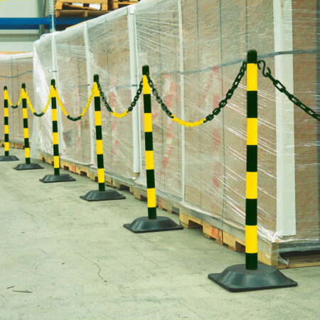 10m Chain Post Kit - 6 Posts, 10m Chain, 10 Hooks & 10 Links - Black/Yellow - Square Rubber Base